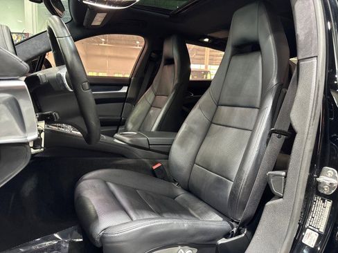 Used 2014 Porsche Panamera 4S Executive image 42