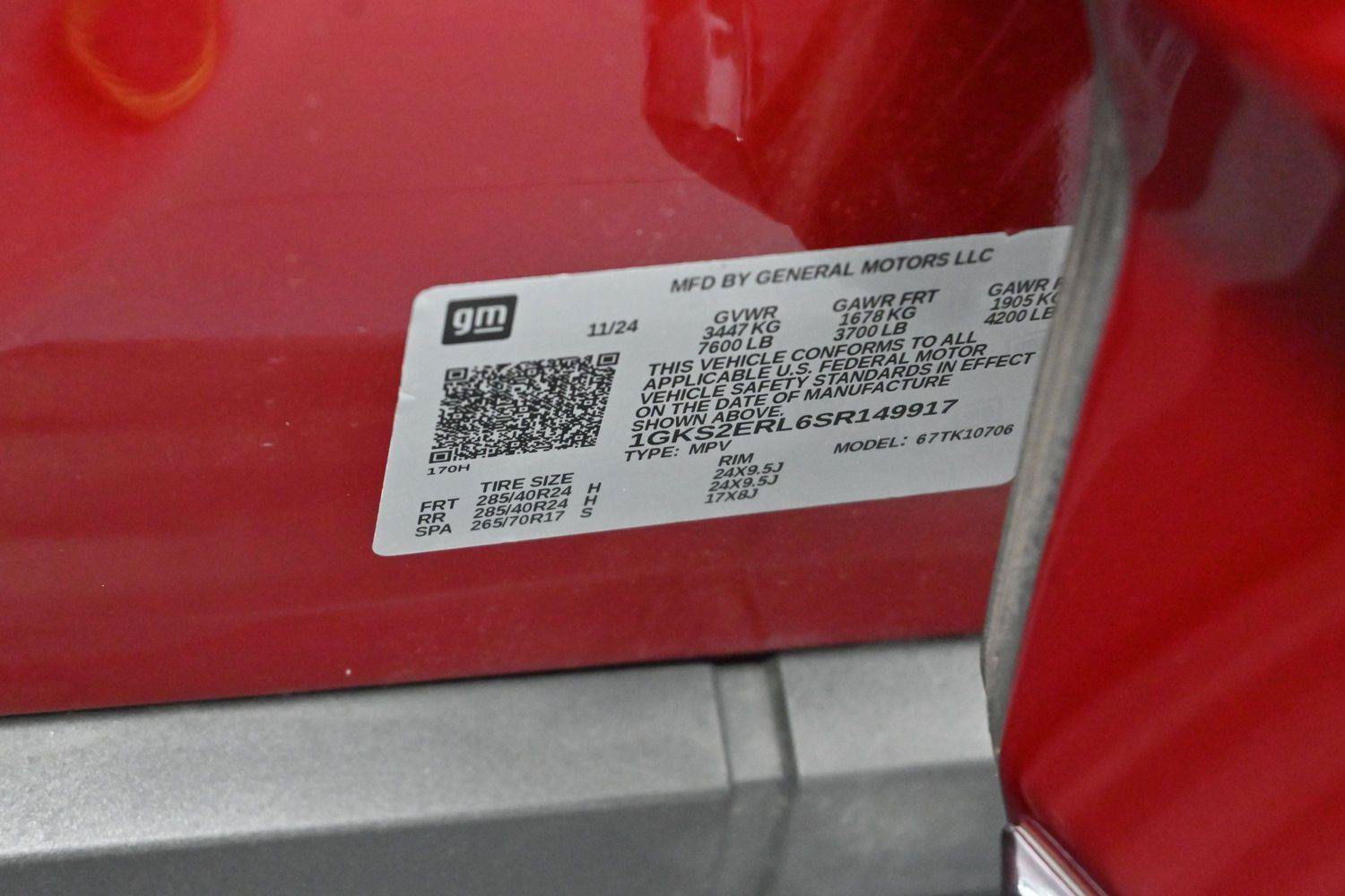 Used 2025 GMC Yukon Denali Ultimate AWD/4WD image 48