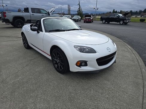 Used 2013 MAZDA MX-5 Miata Club image 8