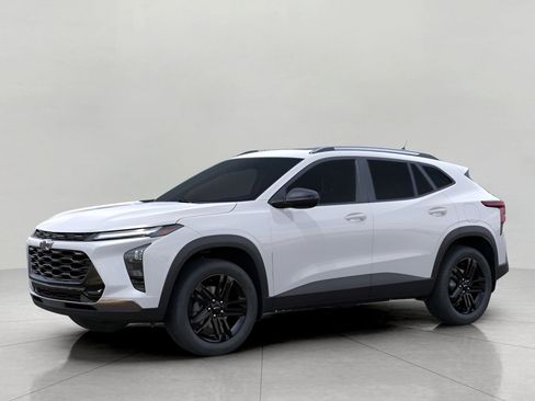 New 2026 Chevrolet Trax ACTIV w/ Sunroof Package FWD image 2