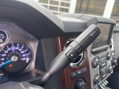 Used 2013 Ford F250 Lariat w/ Chrome Pkg image 22