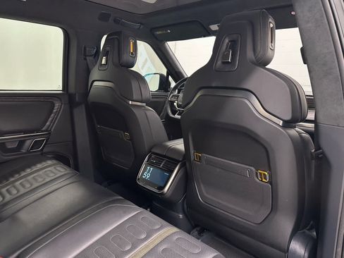 Used 2022 Rivian R1T Adventure image 20