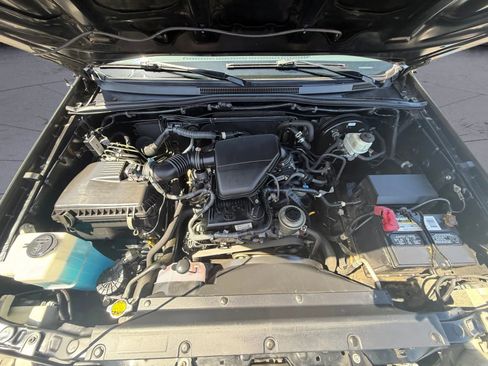 Used 2015 Toyota Tacoma 2WD Access Cab image 34