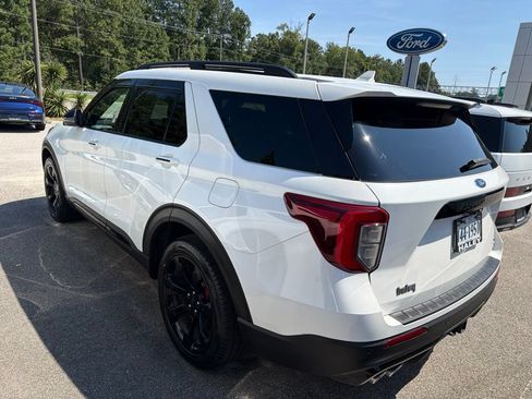 Used 2024 Ford Explorer ST w/ Equipment Group 401A AWD/4WD image 3