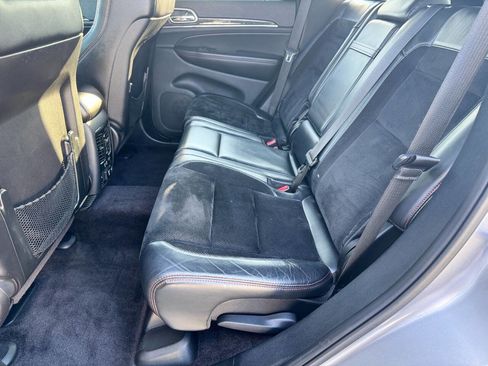 Used 2017 Jeep Grand Cherokee Trailhawk image 7