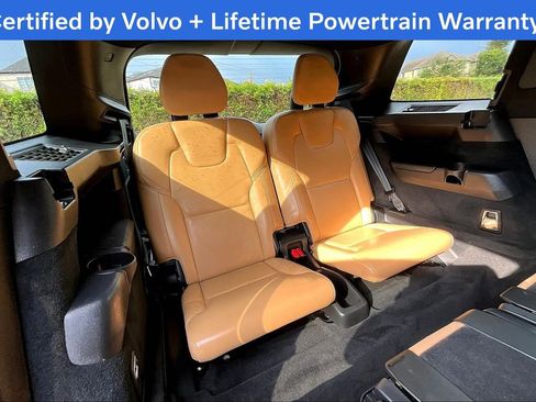 Used 2024 Volvo XC90 B6 Ultimate w/ Lounge Package image 36