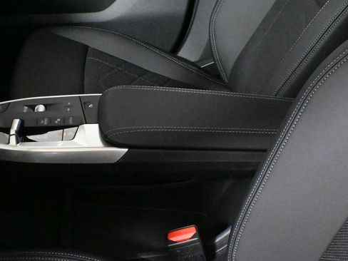 Certified 2025 BMW X2 xDrive28i w/ Technology Package image 26