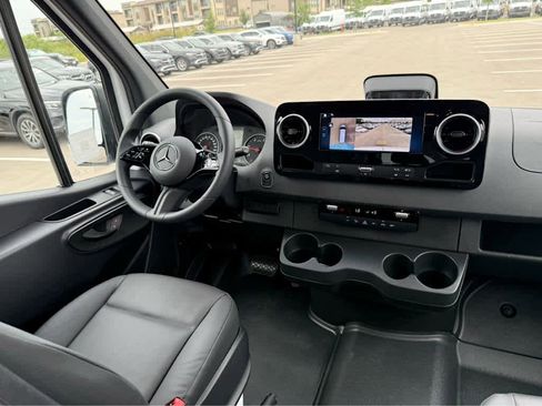 New 2025 Mercedes-Benz Sprinter 2500 image 26