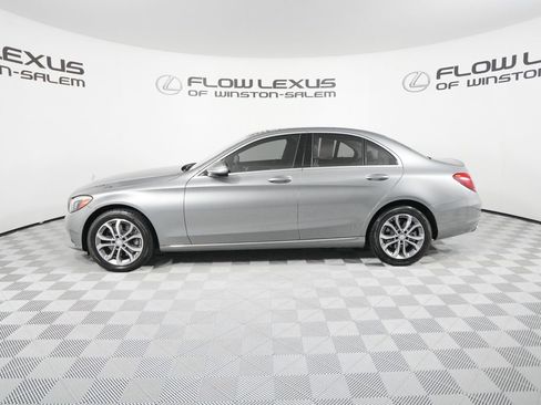 Used 2015 Mercedes-Benz C 300 4MATIC Sedan image 4