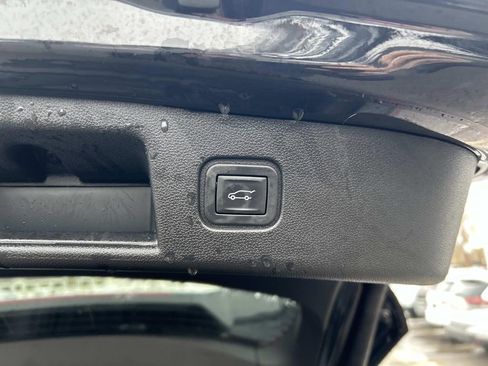 Used 2024 Chevrolet Blazer EV LT image 13