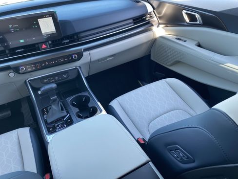 New 2026 Kia Carnival SX w/ SX Dark Edition Package image 14