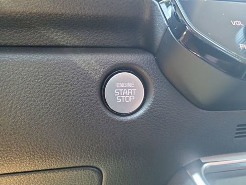 New 2026 Kia Carnival SX Prestige FWD image 28