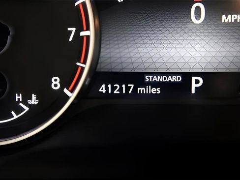 Used 2023 Nissan Rogue SL w/ SL Premium Package image 27