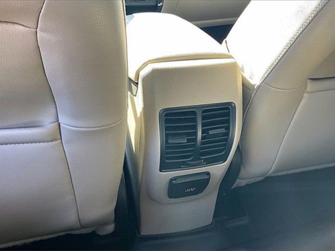 Used 2017 Ford Escape Titanium w/ Equipment Group 301A image 19