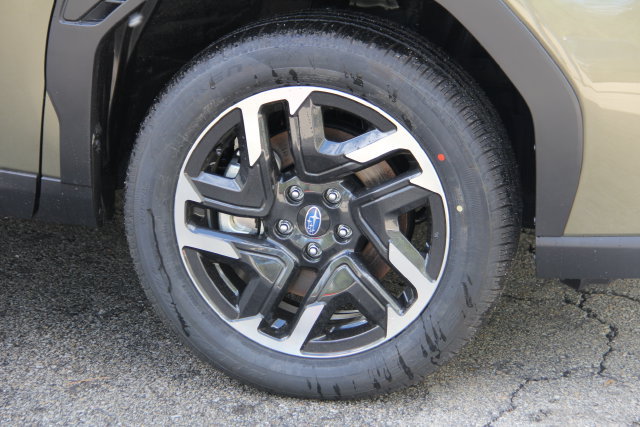 New 2026 Subaru Forester Premium AWD/4WD image 12