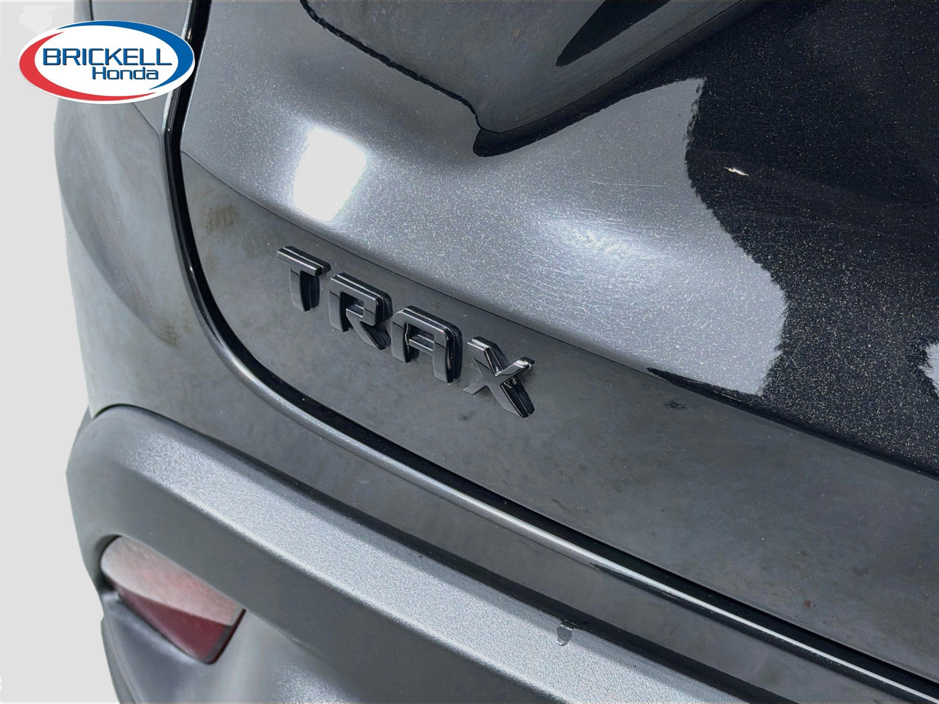 Used 2024 Chevrolet Trax RS FWD image 12