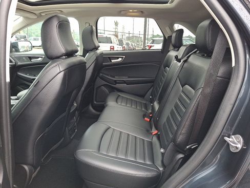 Used 2024 Ford Edge SEL w/ Convenience Package AWD/4WD image 10