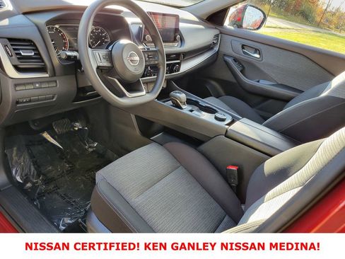 Certified 2023 Nissan Rogue SV image 25