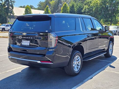 New 2026 Chevrolet Suburban LT w/ Comfort Package AWD/4WD image 5