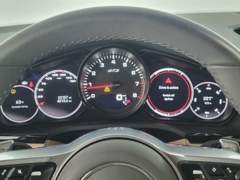 Used 2022 Porsche Cayenne GTS AWD/4WD image 23