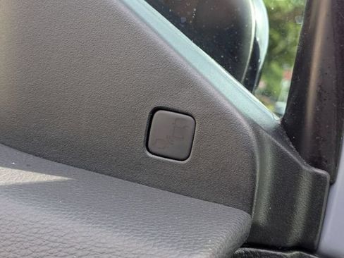Certified 2022 Honda Pilot TrailSport image 29