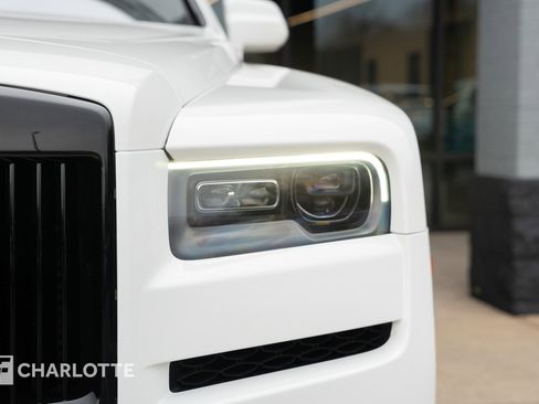 Used 2022 Rolls-Royce Cullinan image 6