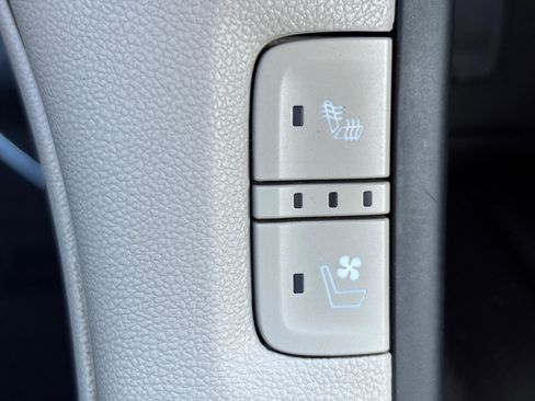 Used 2017 GMC Acadia Denali w/ Technology Package image 20