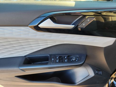 Certified 2022 Volkswagen Taos S w/ IQ Drive S Package image 16