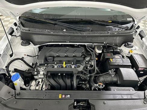 Used 2026 Hyundai Venue SEL FWD image 19