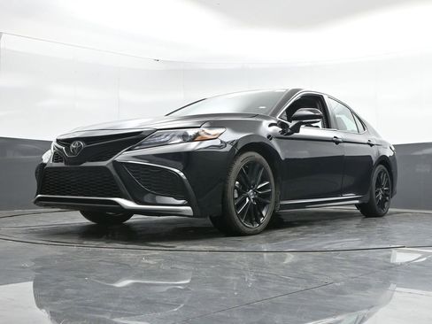 Used 2023 Toyota Camry XSE image 48