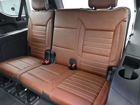 Used 2023 GMC Yukon XL Denali Ultimate w/ LPO, Floor Liner Package image 36