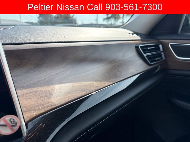 Used 2025 Volkswagen Atlas SE AWD/4WD image 17