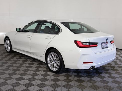 Used 2025 BMW 330i 330i w/ Convenience Package image 6