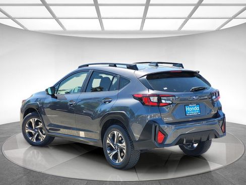 Used 2025 Subaru Crosstrek 2.5i Premium AWD/4WD image 5