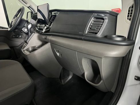 Used 2023 Ford Transit 350 XLT image 29
