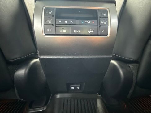 Used 2023 Lexus GX 460 Premium w/ Premium Package AWD/4WD image 24