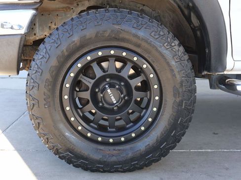 Used 2001 Toyota Tacoma V6 Crew Cab image 6