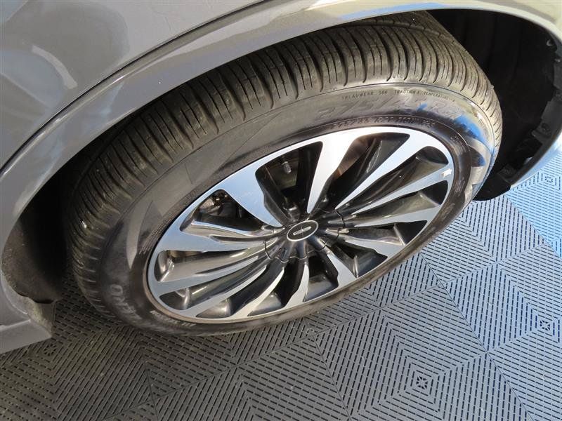 Used 2023 Lincoln Aviator Black Label Grand Touring w/ Class IV Trailer Tow Package AWD/4WD image 11