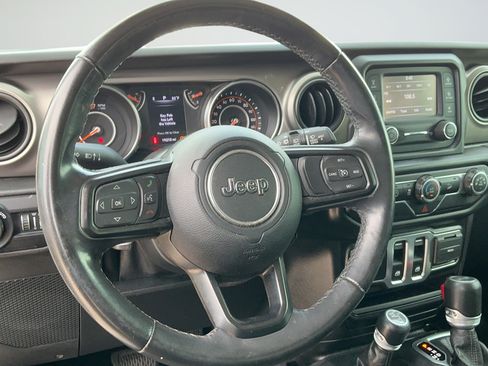 Certified 2020 Jeep Wrangler Sport AWD/4WD image 7