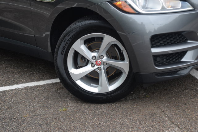 Used 2018 Jaguar F-PACE Premium AWD/4WD image 31