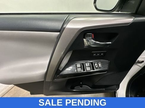 Used 2017 Toyota RAV4 Limited w/ Advanced Technology Package image 19