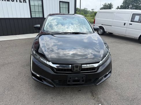 Used 2019 Honda Clarity Touring image 2