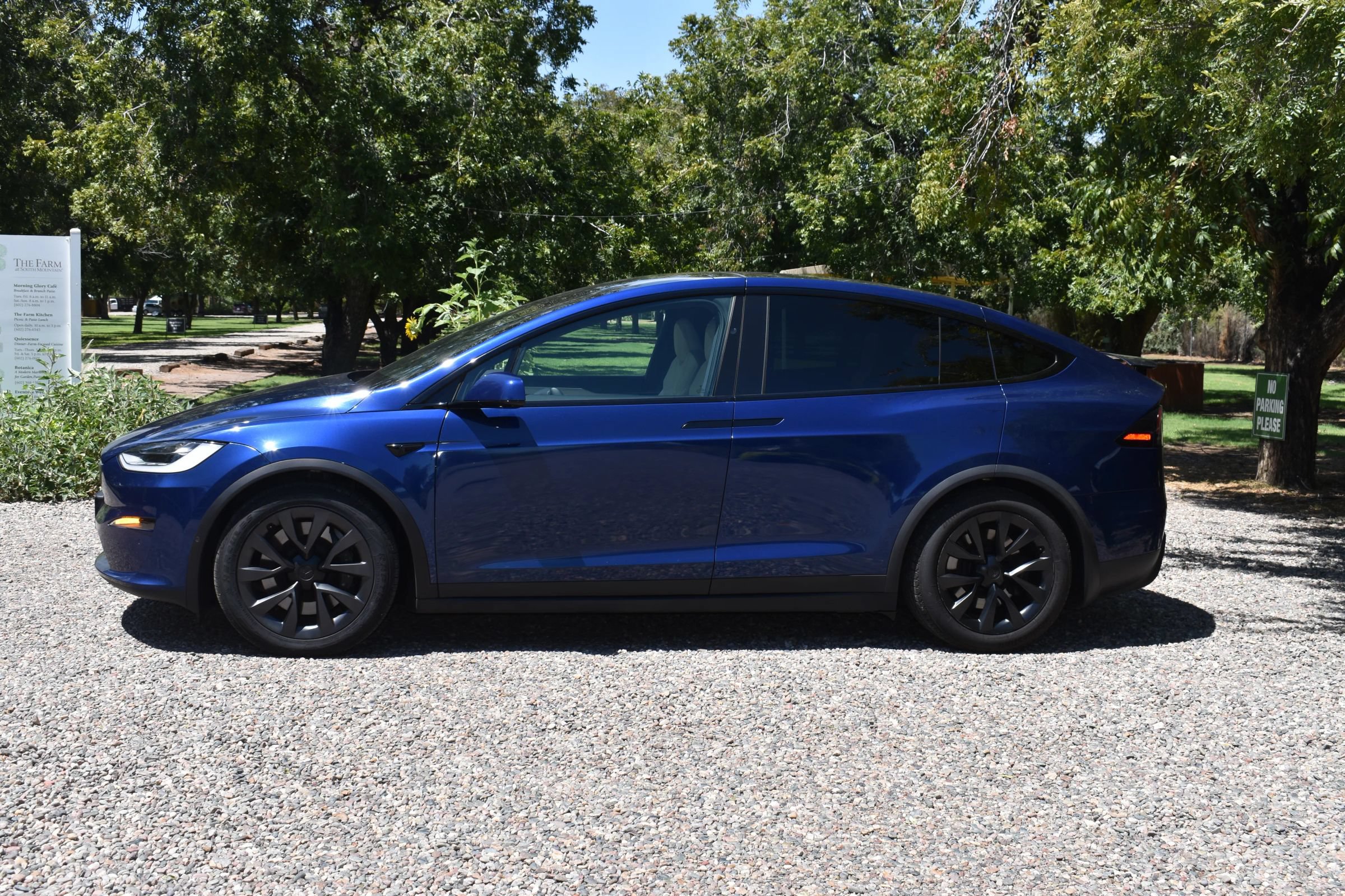 Used 2022 Tesla Model X AWD/4WD image 6