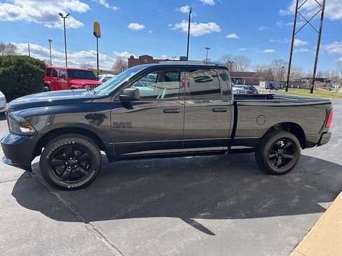 Used 2018 RAM 1500 Express w/ Express Value Package AWD/4WD image 5