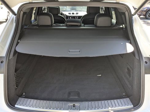 Used 2019 Porsche Cayenne image 13