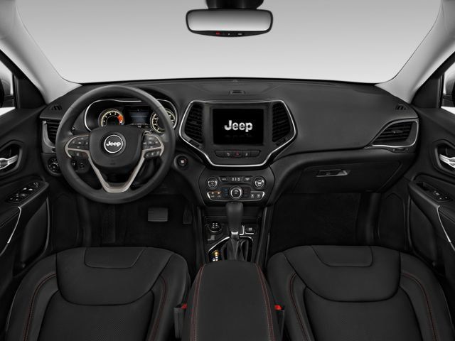 Used 2022 Jeep Cherokee Trailhawk w/ Sun, Sound & Nav Group AWD/4WD image 3