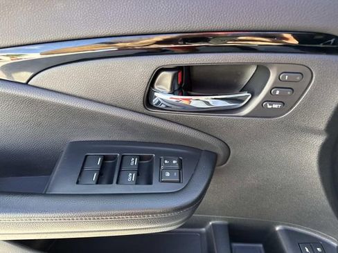 Used 2019 Honda Pilot Elite image 20