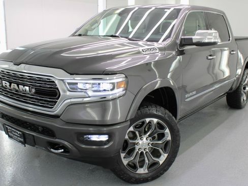Used 2019 RAM 1500 Limited w/ Advanced Safety Group AWD/4WD image 2