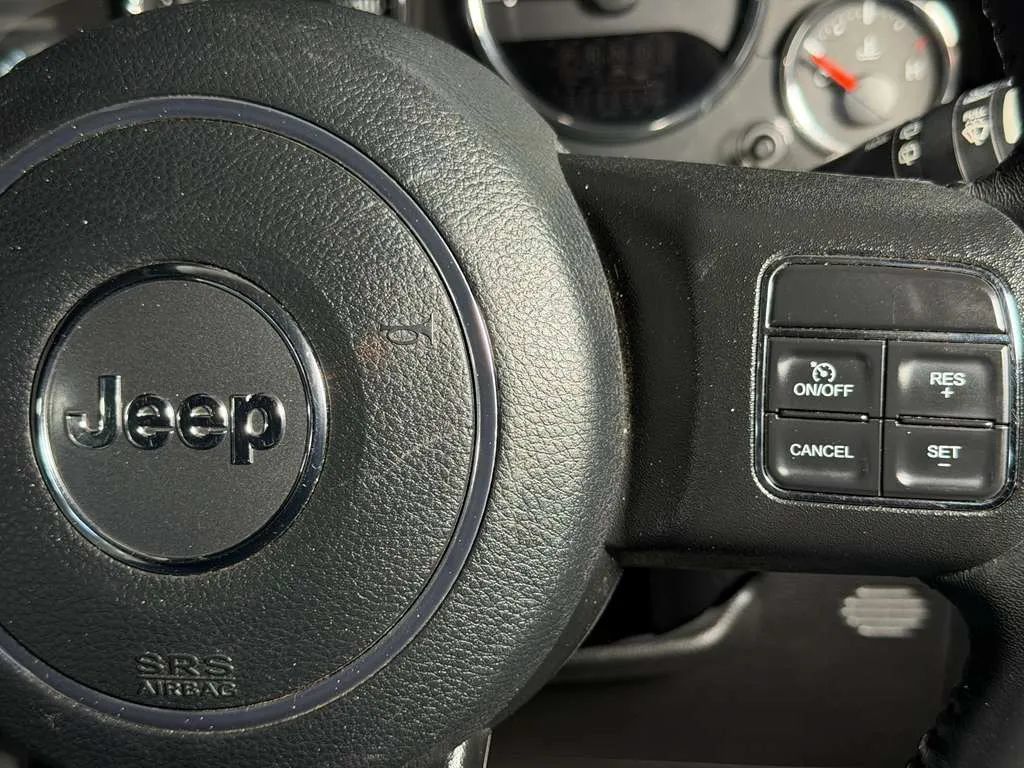 Used 2018 Jeep Wrangler Sport AWD/4WD image 21