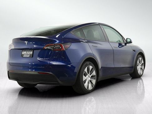 Used 2021 Tesla Model Y Long Range AWD/4WD image 5